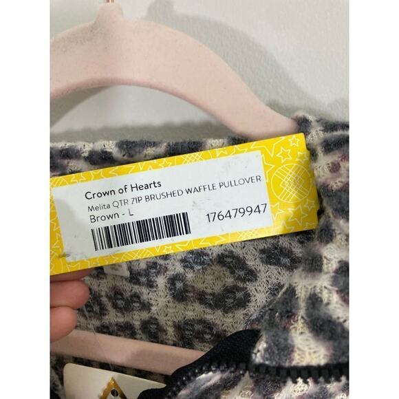 NWT Crown Of Hearts L Quarter Zip Waffle Cheetah Mob Wife Loungewear Pullover - Picture 5 of 6